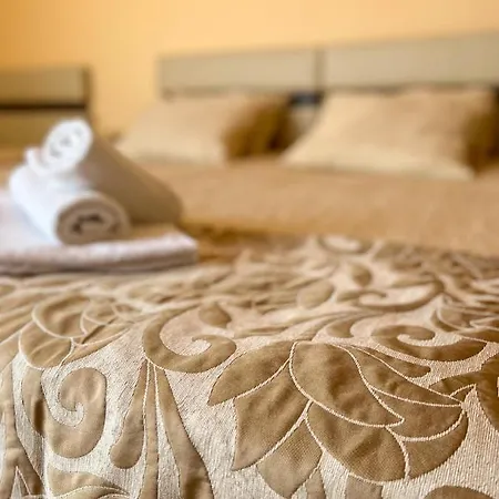 кристал Hotell