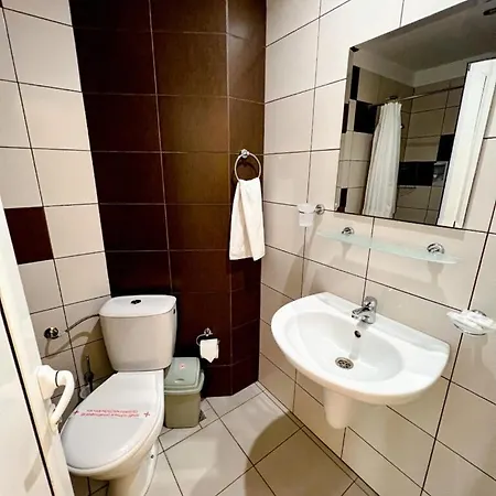 Hotel кристал 3*