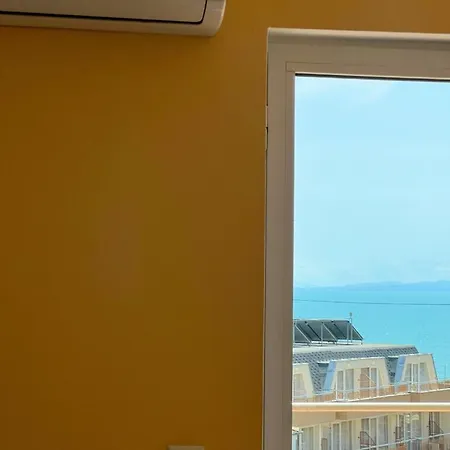 кристал Hotell Ravda